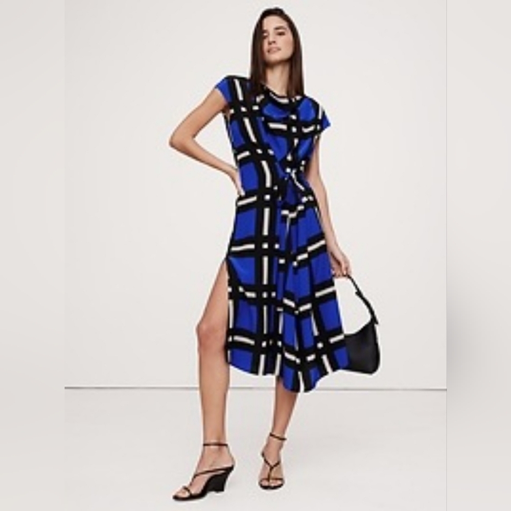 NWT Matte Silk Cowl-Neck Shift Dress Size L Tall In Blue Plaid By Banana Rep
